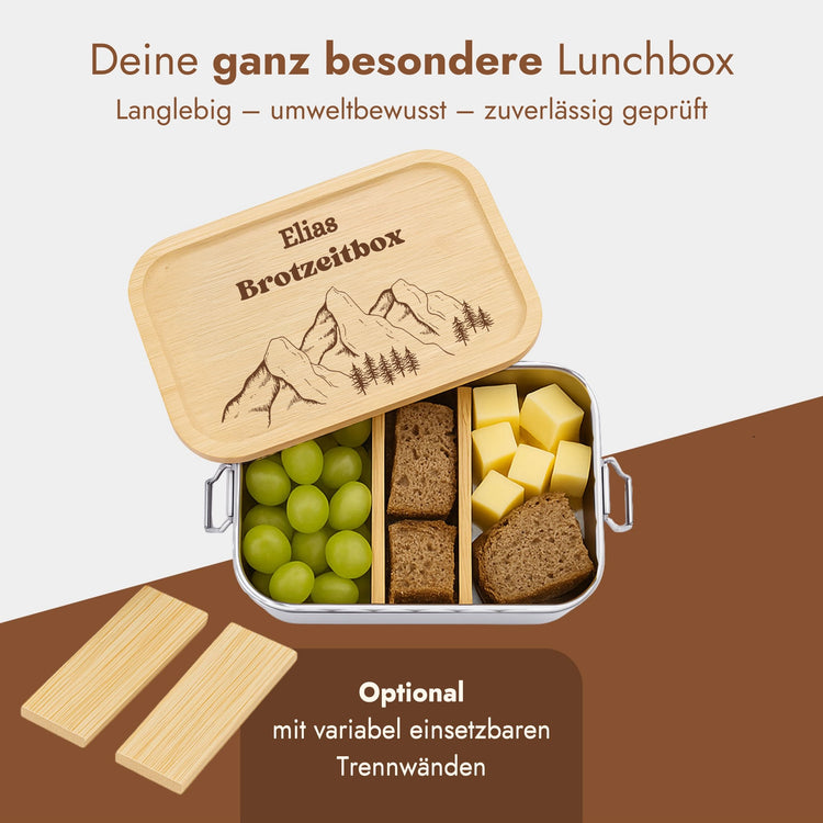 Personalisierte Edelstahl-Brotdose mit Bambusdeckel, Gravur mit Name und Bergmotiv, geoeffnet mit Trennwaenden.