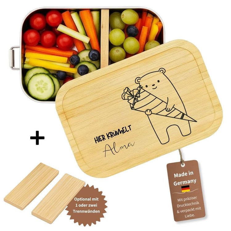 Personalisierte Edelstahl-Brotdose mit Bambusdeckel, Baerenmotiv mit Schultuete und Namensgravur, inklusive optionaler Trennwaende.