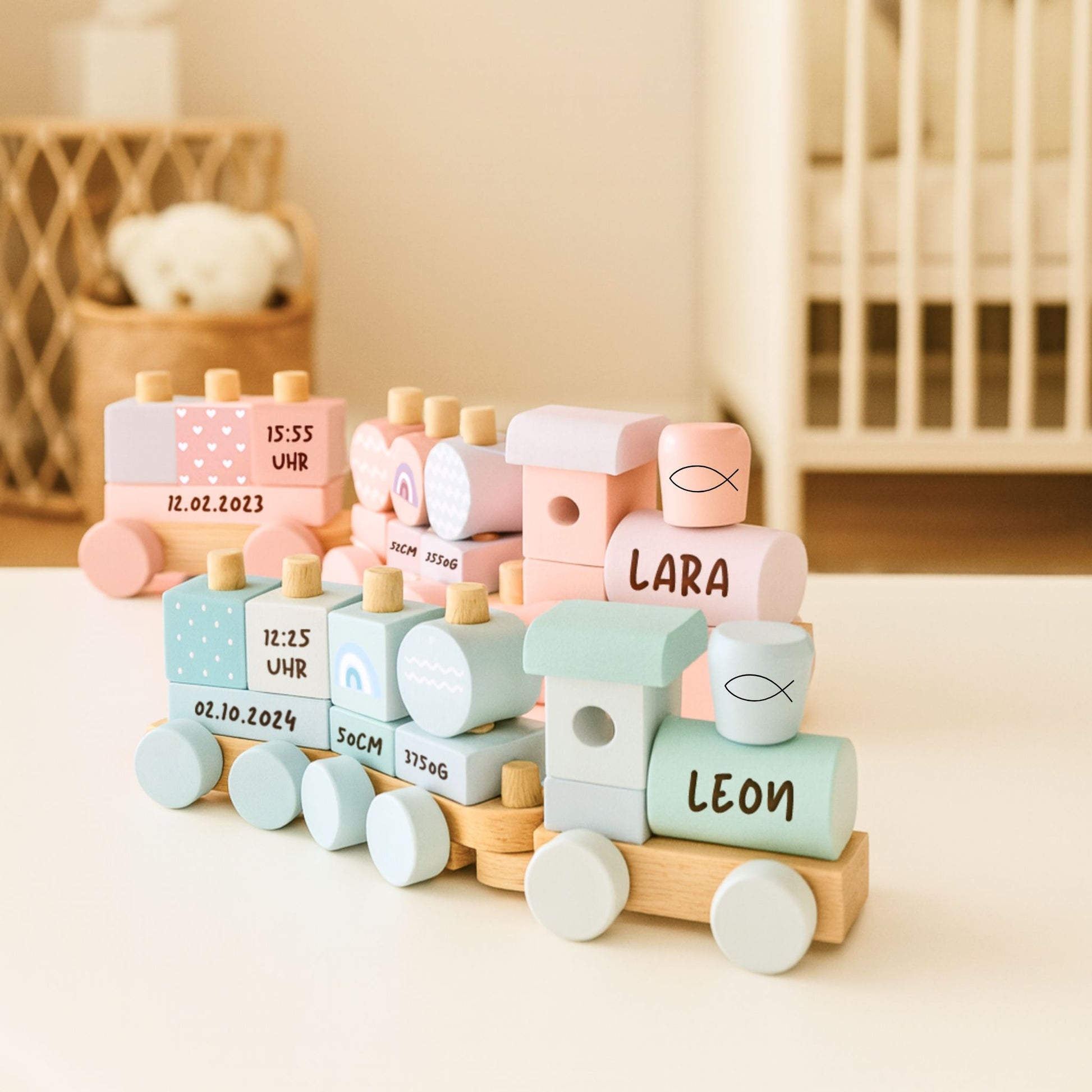 Kinder Holzzug Happy Box 