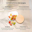 Personalisiertes Vorratsglas mit Buchenholzdeckel und praeziser Gravur, gefuellt mit bunten Gummibaerchen als Geschenkidee.