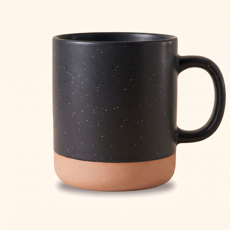 Keramik Tasse 360ml schwarz ohne Gravur, gesprenkelte Glasur mit Tonboden