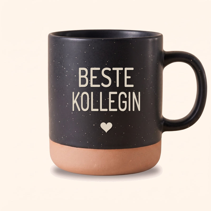 Keramik Tasse 360ml schwarz mit Gravur „Beste Kollegin" und Herz