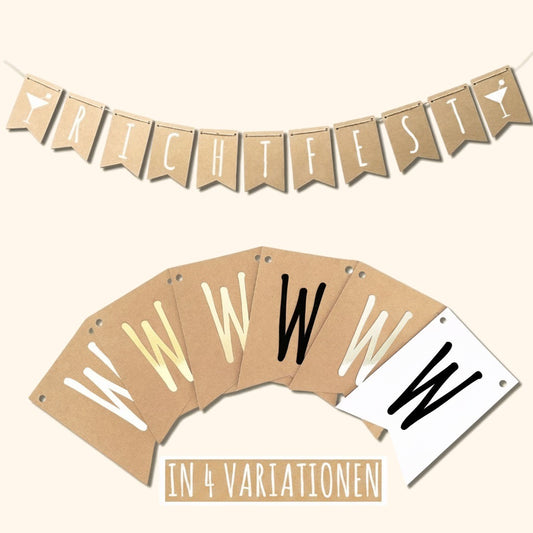 Personalisierbare Wimpelkette Richtfest aus Kraftpapier mit Buchstaben-Wimpeln in vier Farbvariationen. — vor cremefarbenem Hintergrund.